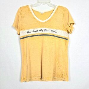 Maurices “This Ain’t My First Rodeo” Graphic Tee M